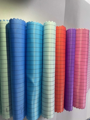 Antistatisches ESD 5 mm/4 mm Gitterstreifen-Polyestergewebe, 98 % Polyester + 2 % leitfähiges Filament