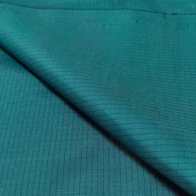 Statisches Antigitter des Polyester-166*89 des Gewebe-5mm für schützendes Wegwerfkleid